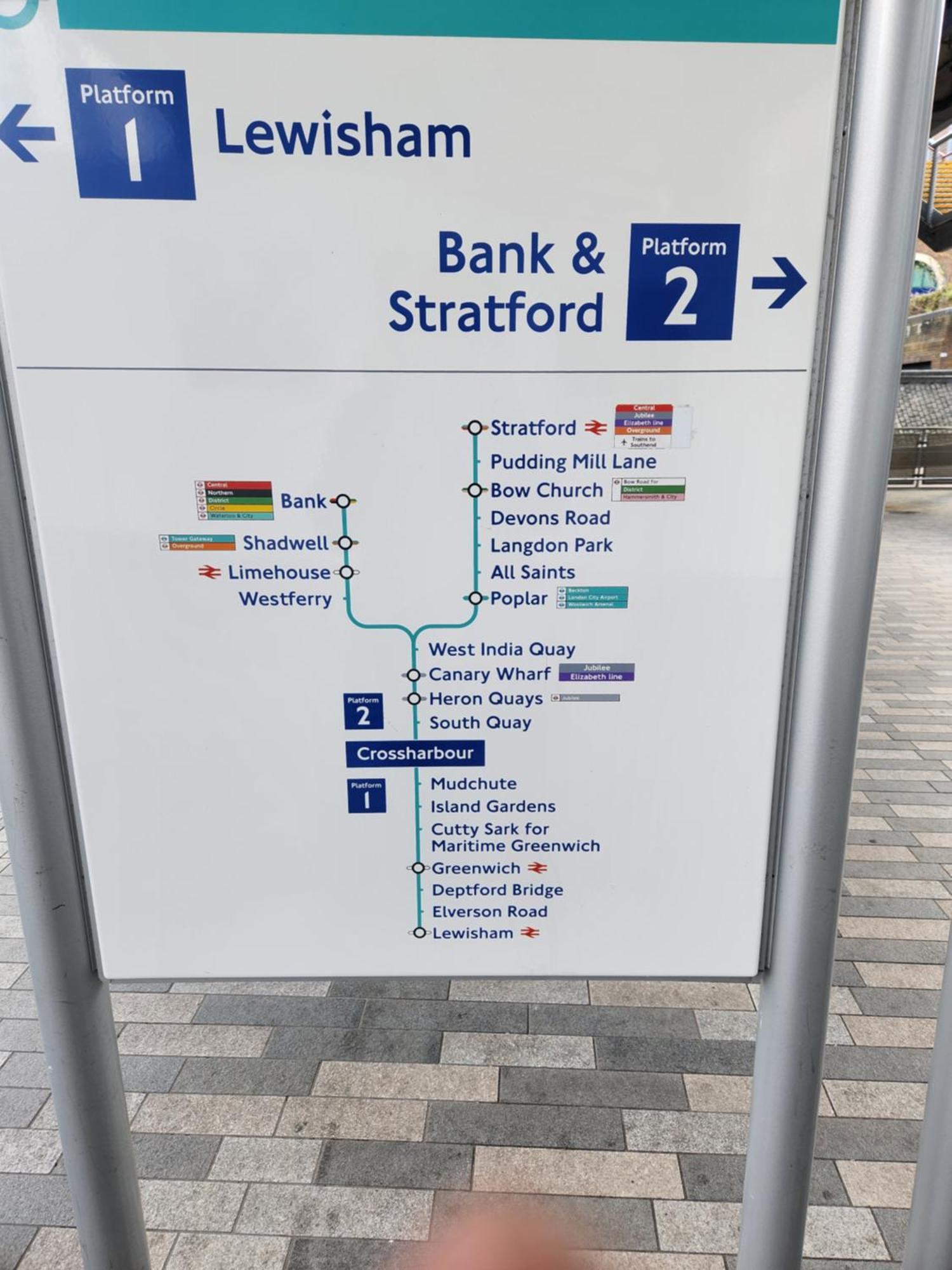 Апартаменти Canary Wharf O2 Tower Bridge Лондон Номер фото